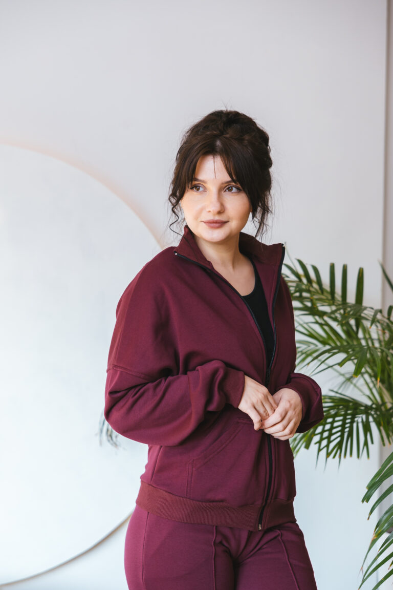 Moda plus size szyta na wymiar - komfort, który naprawdę pasuje!